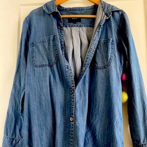 Rails Jean Shirt! Super stylish! FREE SHIPPING